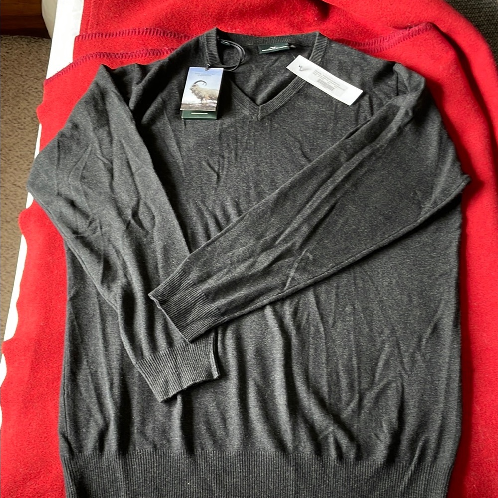 Rodd & Gunn Classic Gray V-Neck Sweater